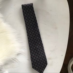 3/$15 Men’s tie